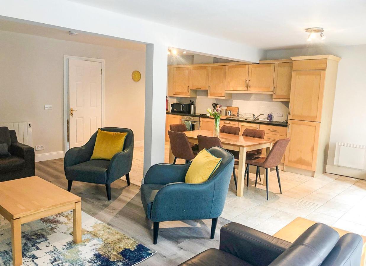 Old Court Holiday Homes Terryglass - Sleeps 6 By Trident Holiday Homes Exterior photo