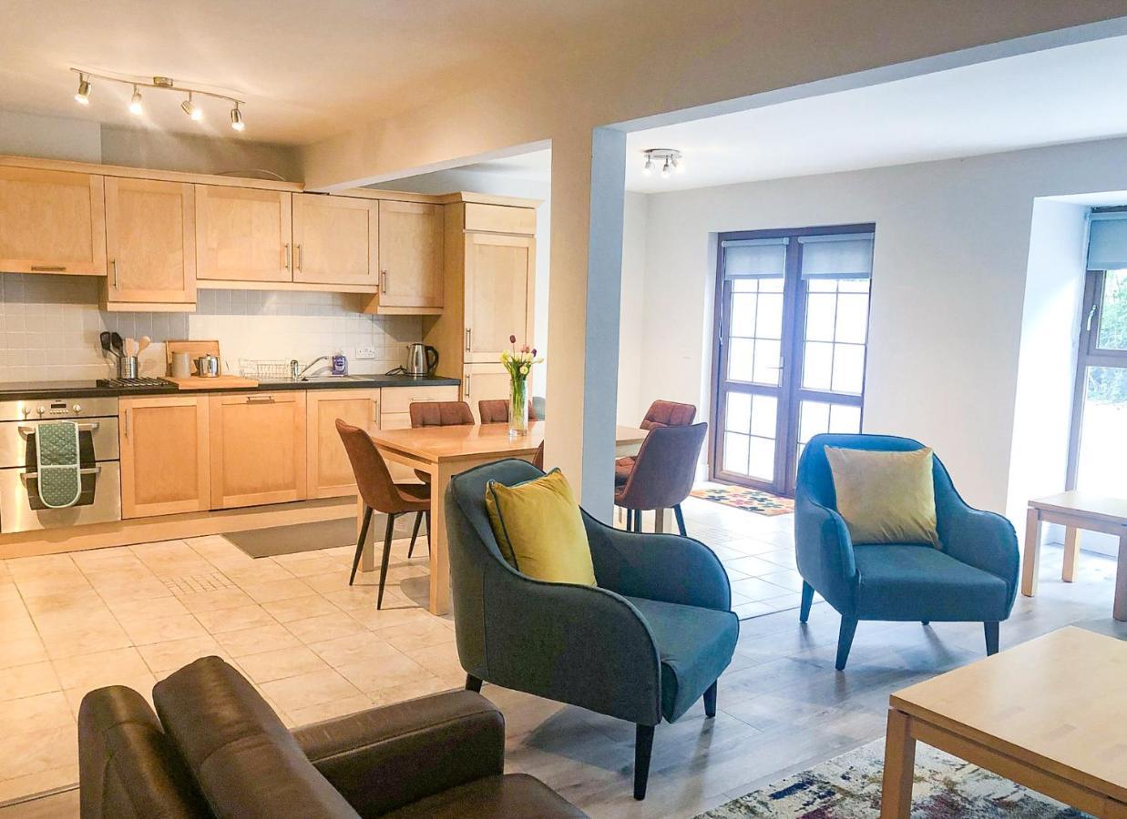 Old Court Holiday Homes Terryglass - Sleeps 6 By Trident Holiday Homes Exterior photo